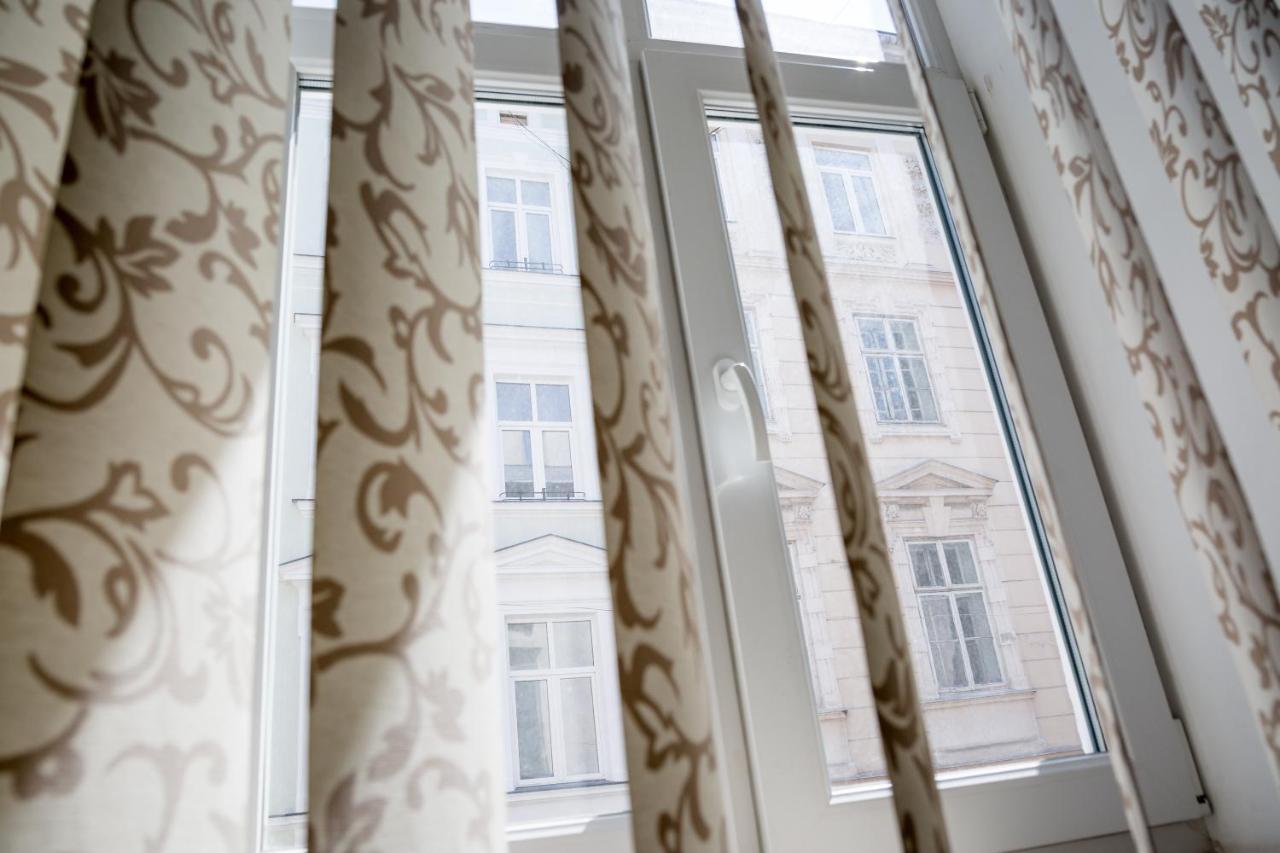 Apartment On Valova Street Lemberg Exterior foto